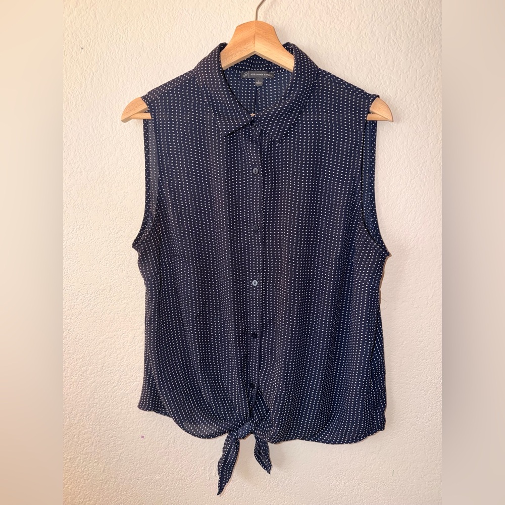 Adrianna Papell Navy and White Sleeveless Button-Front Blouse